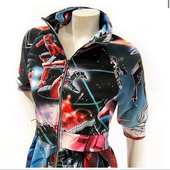 Moschino Multicolor "Transformer" Print Sweatshirt Dress Pre-Fall 2017 - Picture 2 of 4